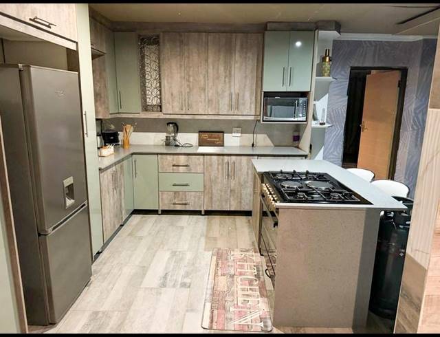 2 BEDROOM HOUSE FOR SALE IN KWAMHLANGA RURAL